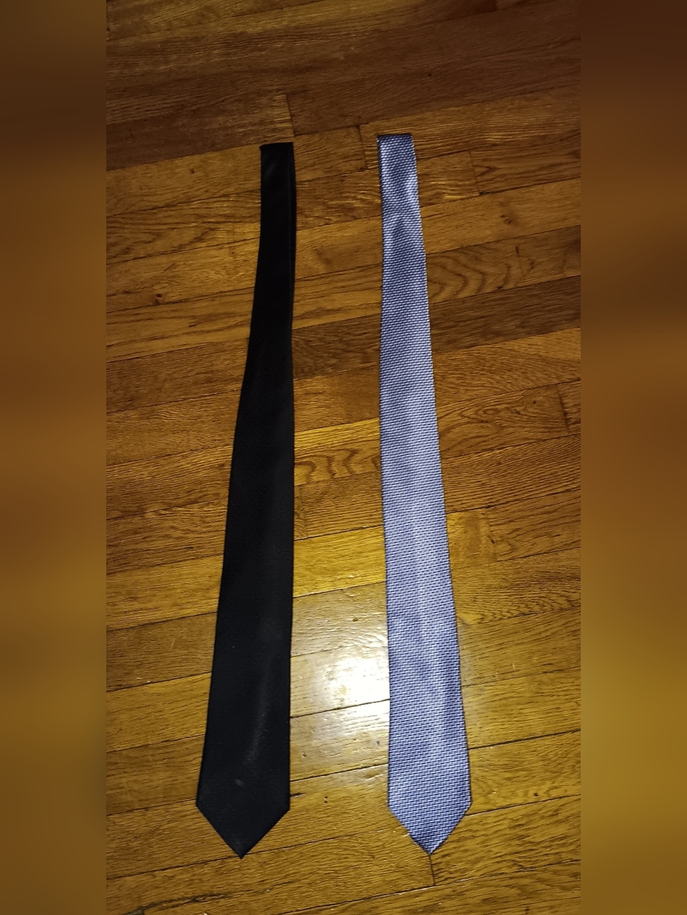 Van Heusen Black Solid Tie and Blue Geometric Tie Set